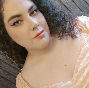 Meet your Posher, Luz